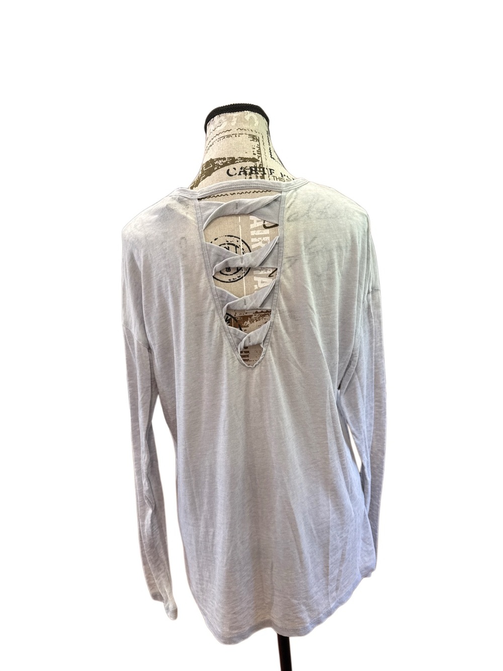 Women's Betsey Johnson thin, Light Gray Long-Sleeve Shirt with Back Cutout